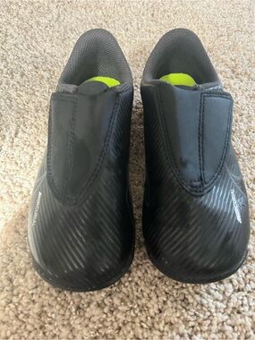 Nike Kids Black Soccer Cleats with Neon Accent - Brand: